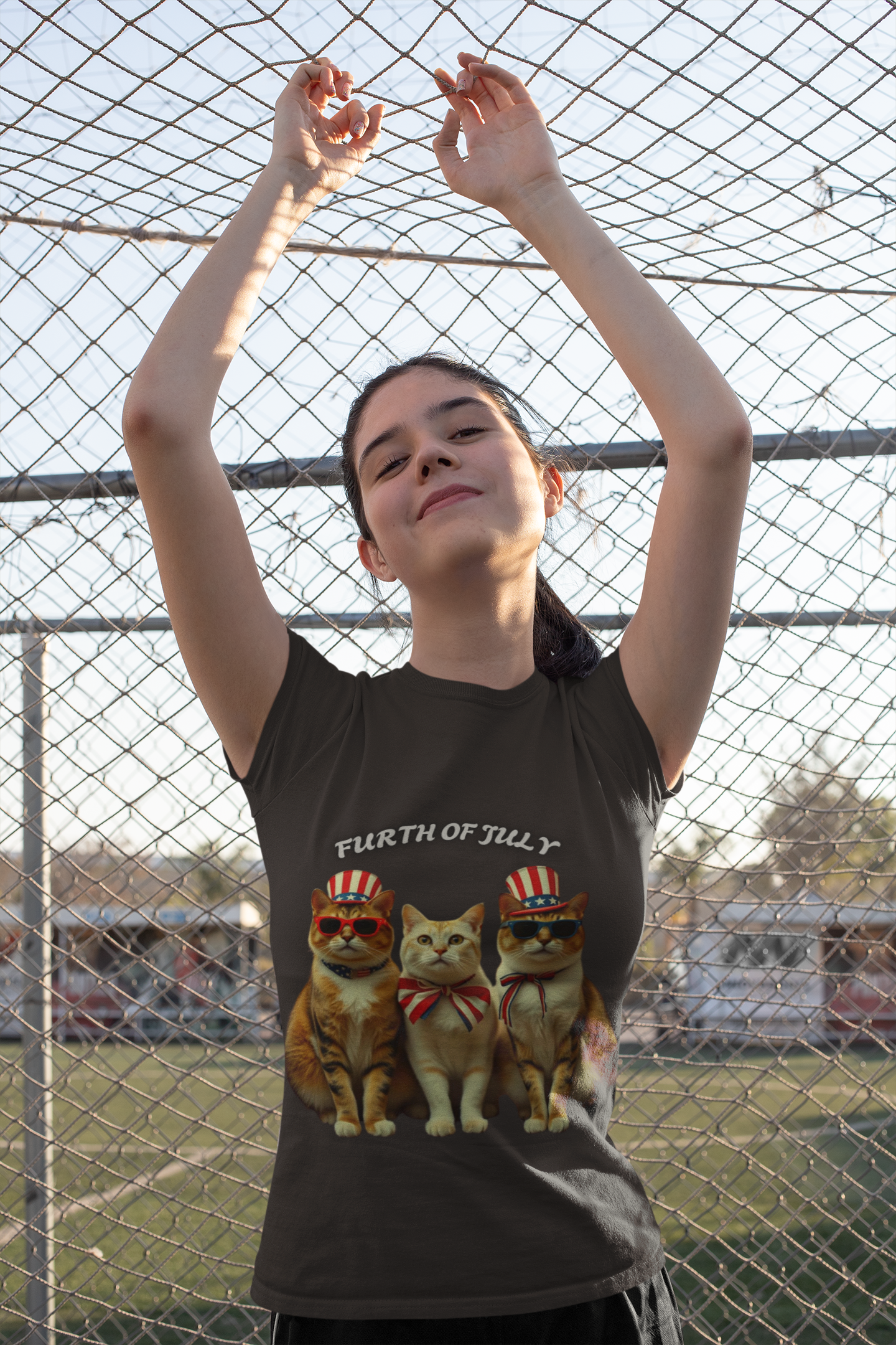 Patriotic Cats 4th of July T-Shirt USA Flag Cat Shirt Independence Day Graphic Tee for Cat Lovers Vintage Unisex American Cat Shirt