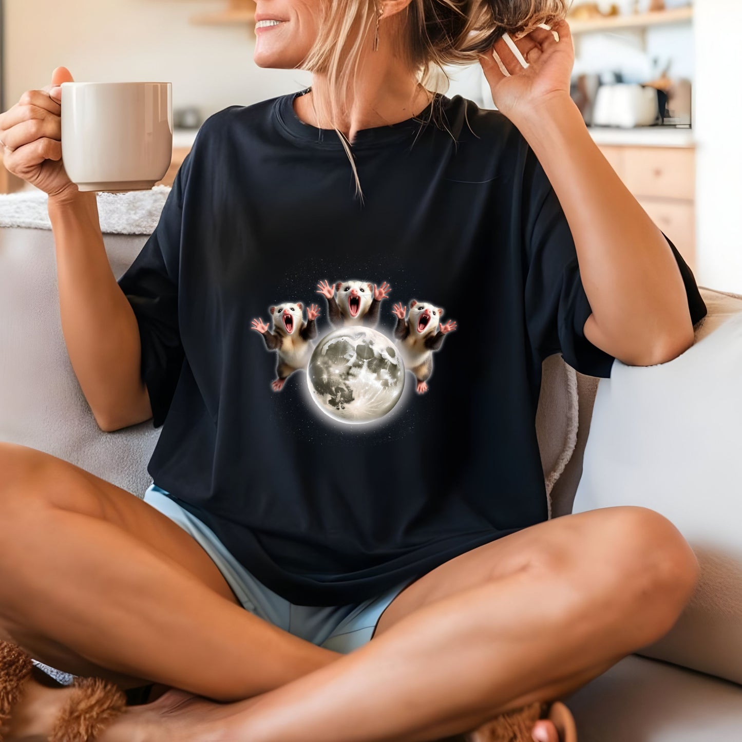Three Screaming Possums Howling at the Moon Shirt- Funny Vintage Opossum Tee, Retro Howling Possum Unisex Washed  T- Shirt, Weird Animal Party Gift
